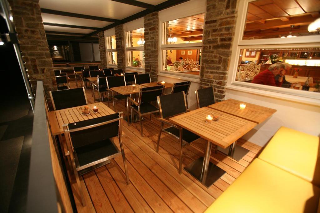 Bollenhuthotel Kirnbacher Hof Волфах Екстериор снимка